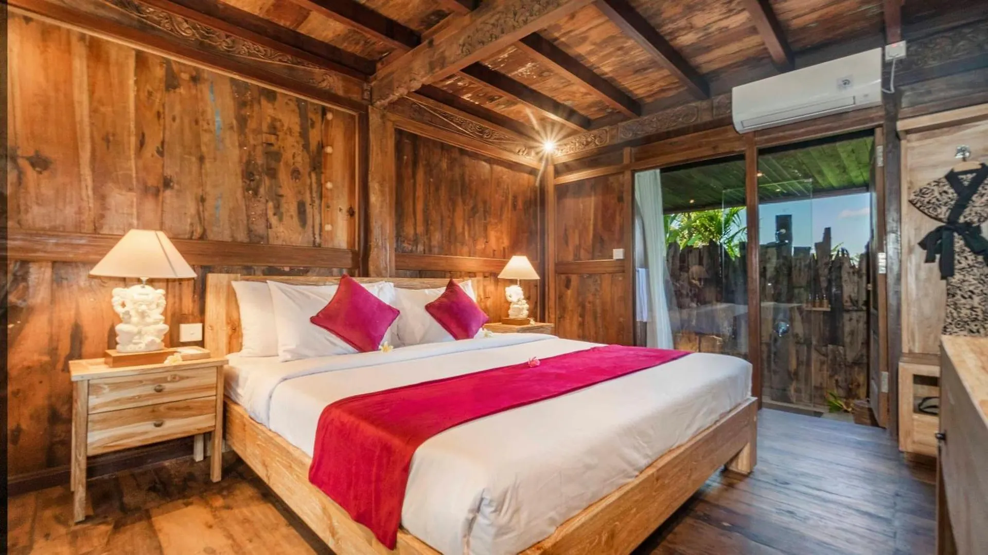 Hotel Belvilla Scenic Picturesque Near Monkey Forest Ubud